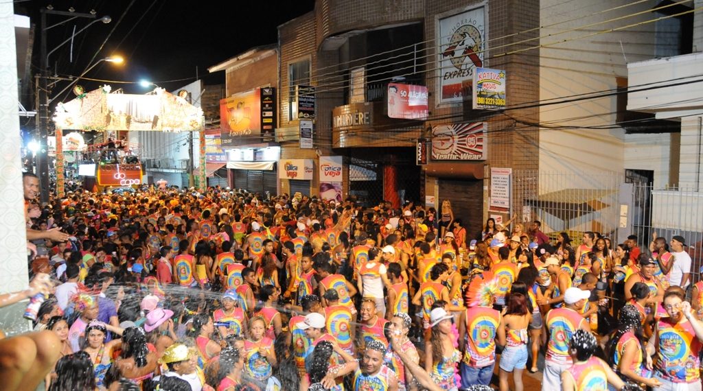 Baile da Confraria promete ferver na abertura do carnaval de São Luís