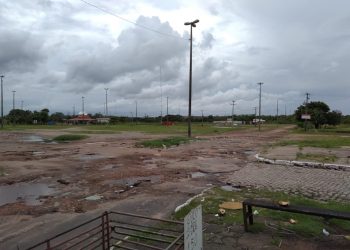 A passarela do contrasensso, como circo penico sem tampa das antigas, agrava o carnaval maranhense!