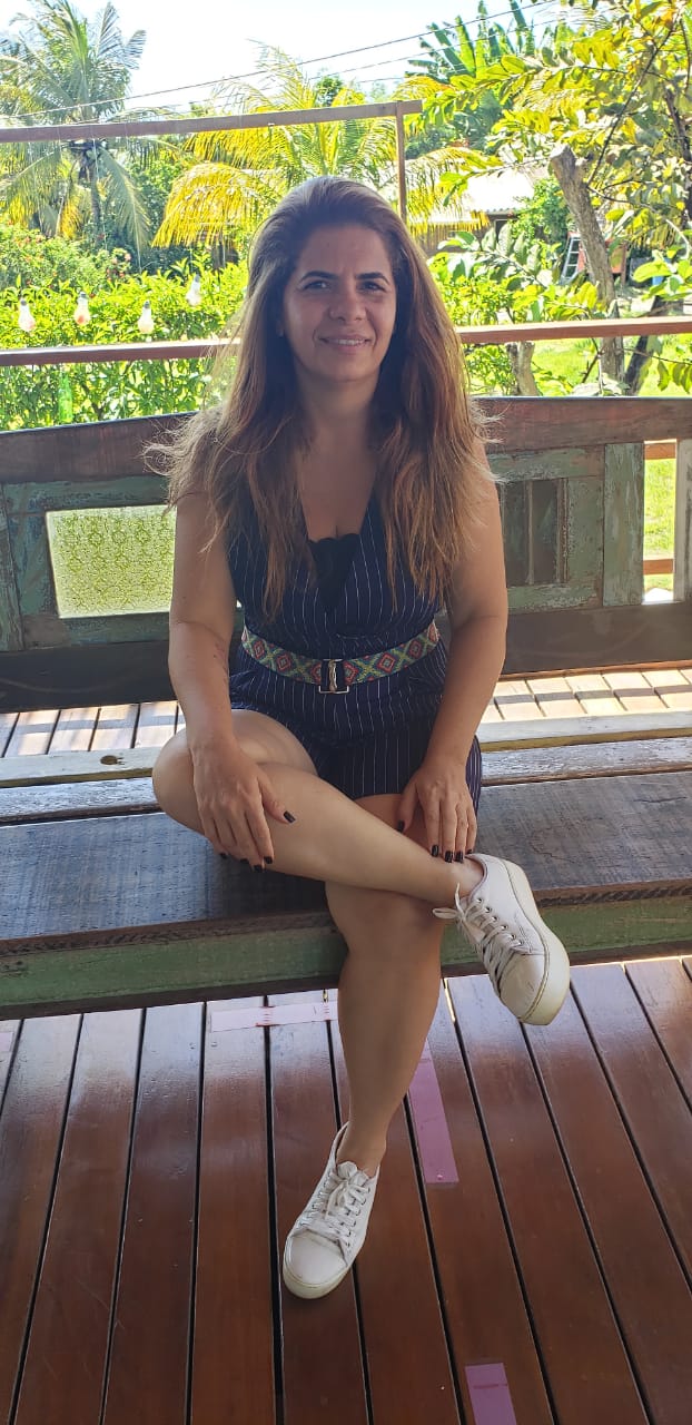 Adriana Flor, proprietária da Pousada Mar Aberto e presidente da Associação das Pousadas de Fernando de Noronha - APFN - Foto: Zé Henrique