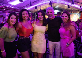 Descontração e muita gente bonita no Samba de Quintal do último sábado – Foto: Divulgação