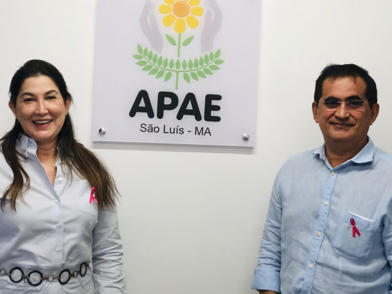 A aniversariante dessa semana, a advogada Maria da Conceição Lima Melo Rolim, com o marido Sebastião Vanderlaan Rolim, Pres. da APAE de São Luís – Foto: Divulgação