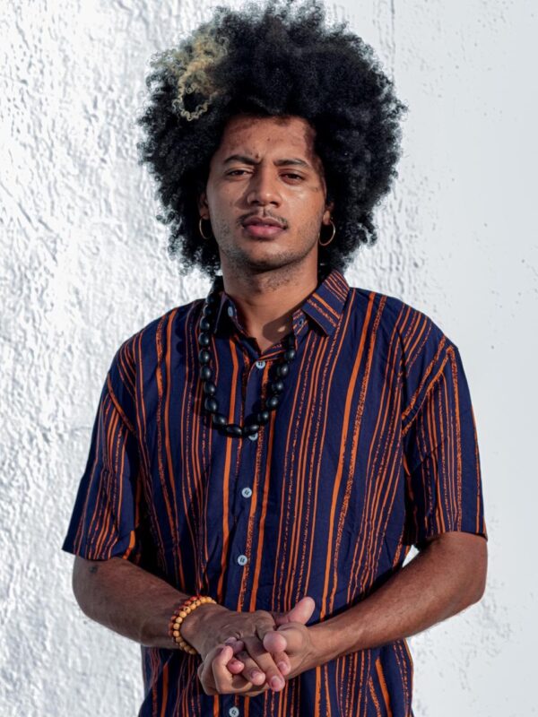 Foto de Cadu Marques, autor do livro “A Memória como Tradição e as invenções de uma vida” – Foto: Tyson Viana