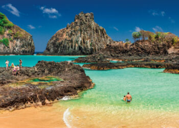 Baía do Sancho, em Noronha, reassume o posto de melhor praia do mundo - Foto: Reprodução