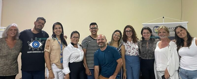 Representantes da Prefeitura de Canoa quebrada, Sebrae, associações e entidades estiveram reunidos para discutir novas ações em conjunto para o turismo - Foto: Divulgação