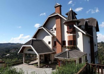 Arquitetura em estilo Suiço agrada os visitantes - Foto: Divulgação