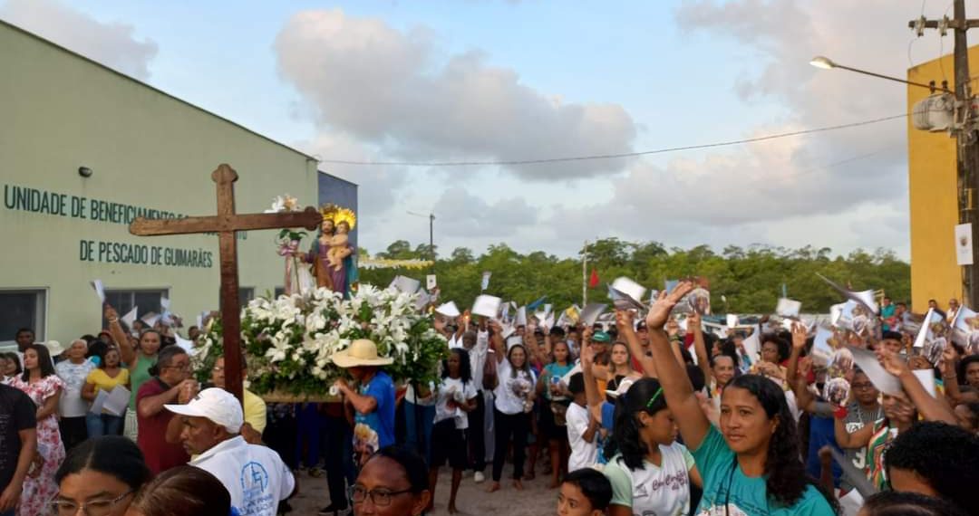 Devotos de toda a região participam dos 10 dias de festejo – Foto: Iago Azevedo
