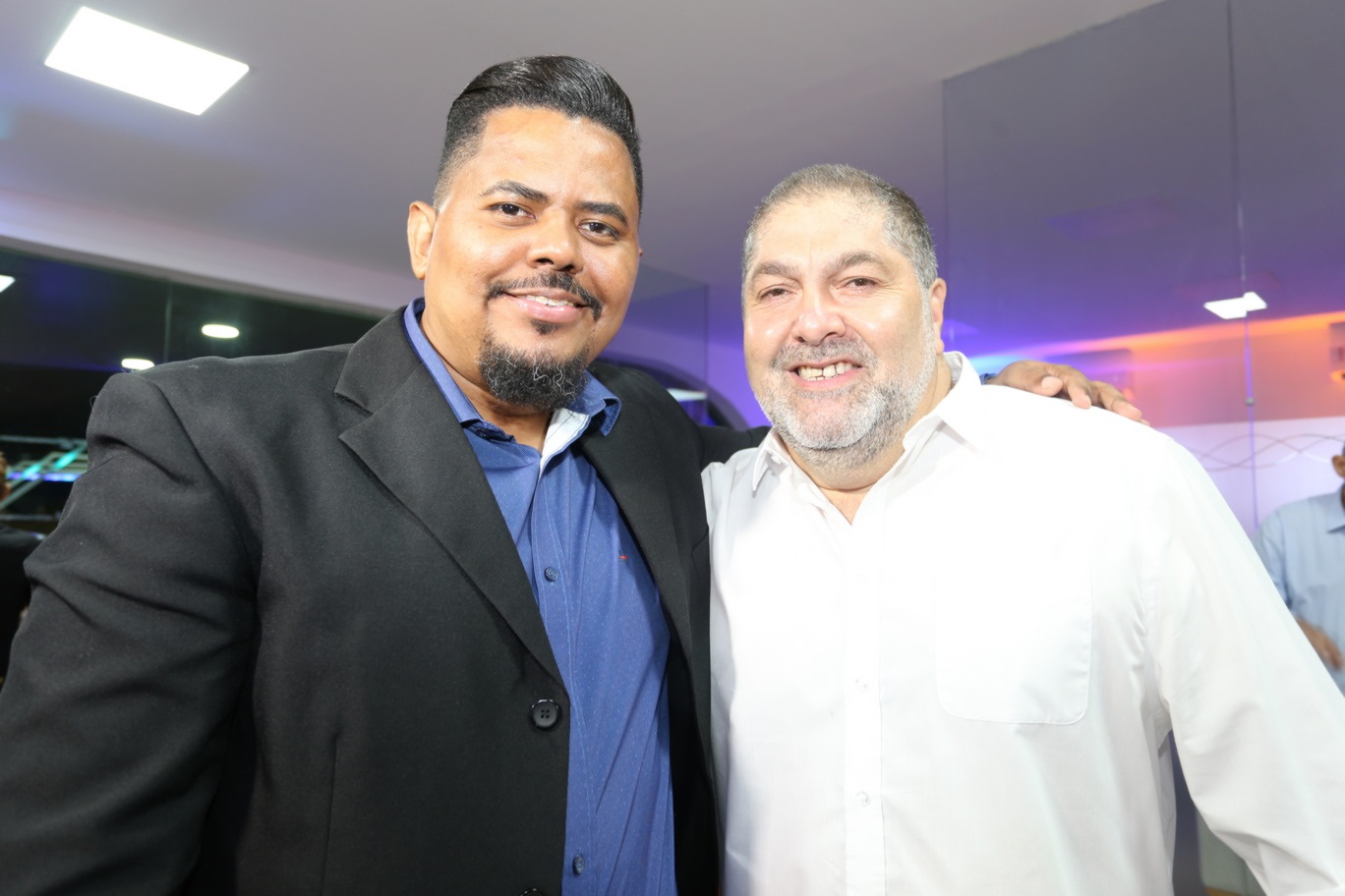 Fábio Silva (Maxx) e Gutemberg Bogéa (JP Turismo) - Foto: Adriana Vieira