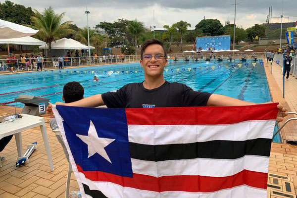 O nadador maranhense Davi Hermes se destacando na competição - Foto: Divulgação