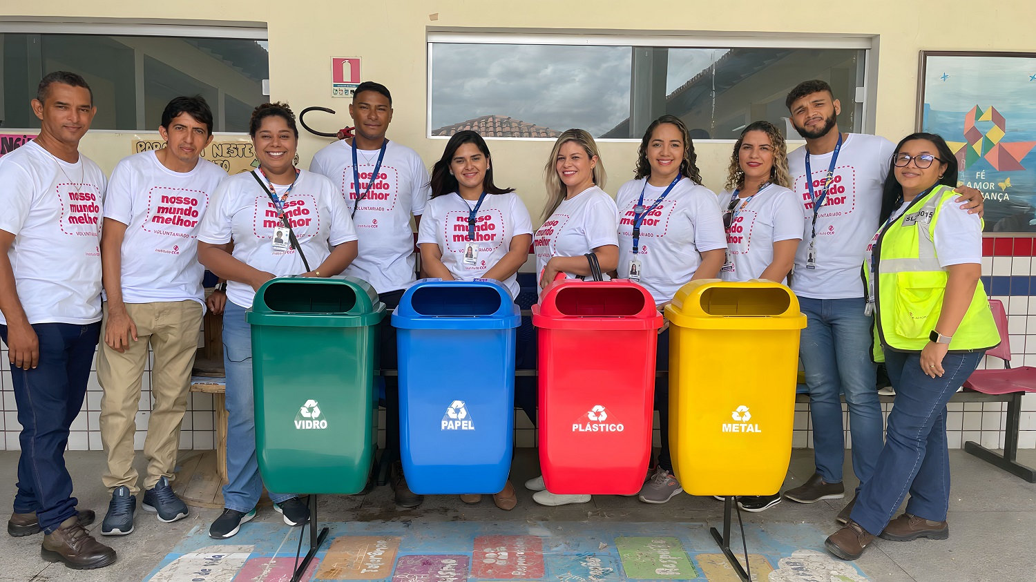Lixeiras para coleta seletiva instaladas no Centro Educa Mais Força Aérea Brasileira (FAB) – Foto: Divulgação