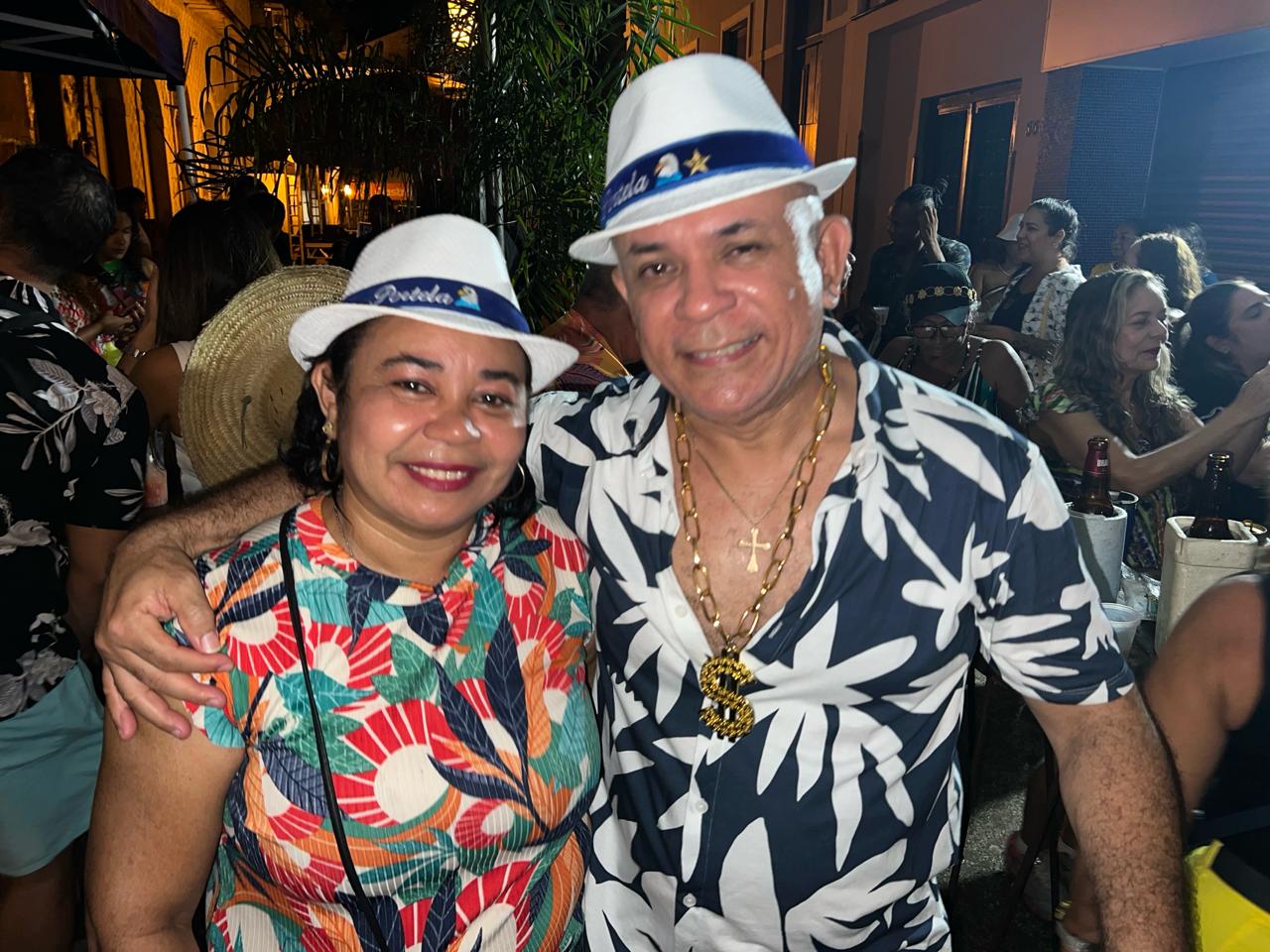 – O casal Naila Correia e Vanilson Pires – Foto: Danielle Vieira