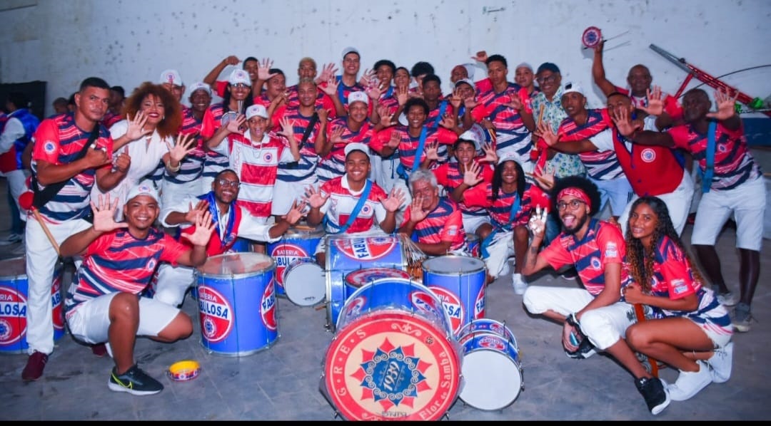 Ritmistas da bateria da Flor do Samba prometem animar o público com o samba enredo – Foto: Divulgação