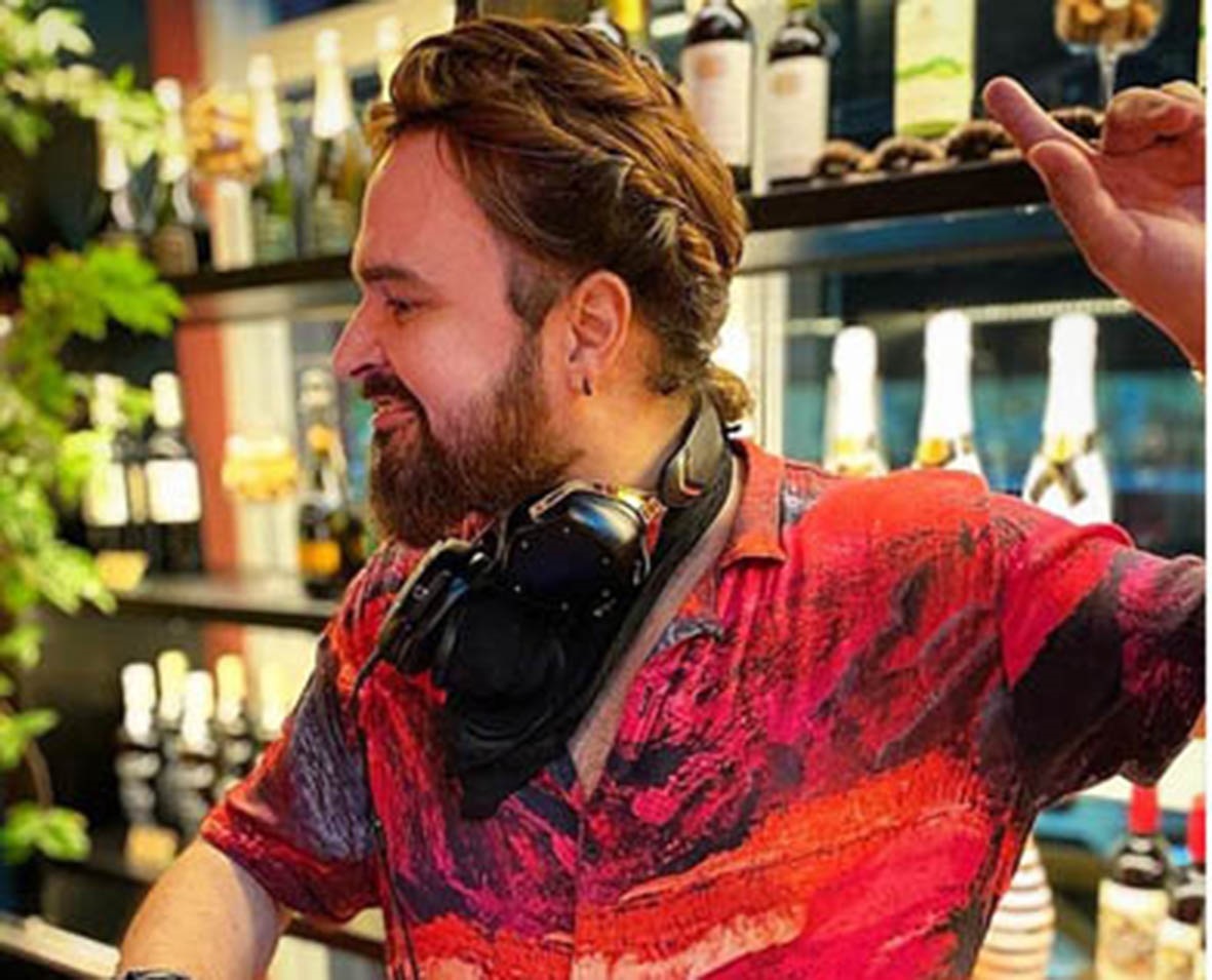 Alex Palhano estreia hoje na “Quinta Absurda” - Foto: Divulgação