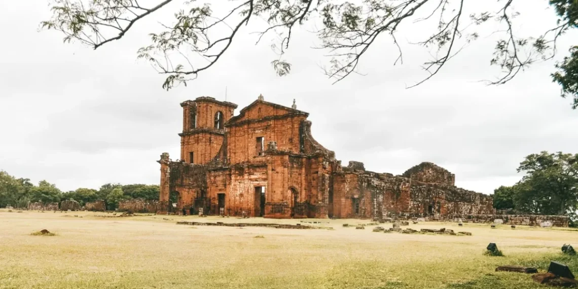 São Miguel das Missões , um impressionante patrimônio das Missões Jesuítas-Guarani, construído nos séculos 17 e 18 - Foto: Reprodução