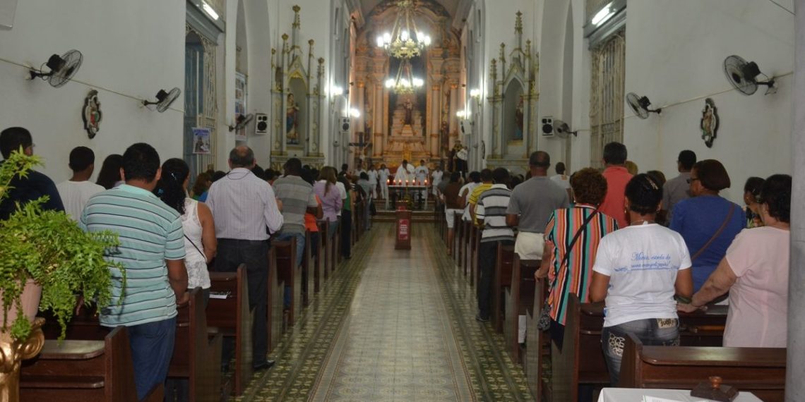 Missas e homenagens Santo Antônio são esperadas por todo o dia 13 de junho - Foto: Gutemberg Bogéa