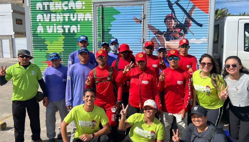 Valparaíso Adventure Park promove ação para limpeza da Praia do Araçagy