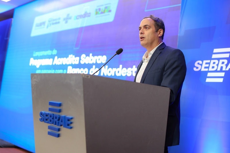 Presidente Paulo Câmara, durante o lançamento do Acredita Sebrae - Foto: Felipe Brasil
