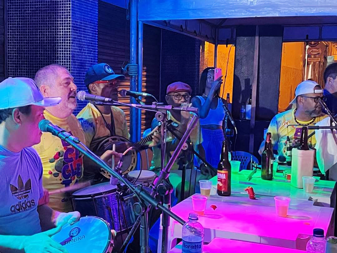 Bicicleta do Samba abre sua temporada carnavalesca na confraternização dos vianenses – Foto: Divulgação