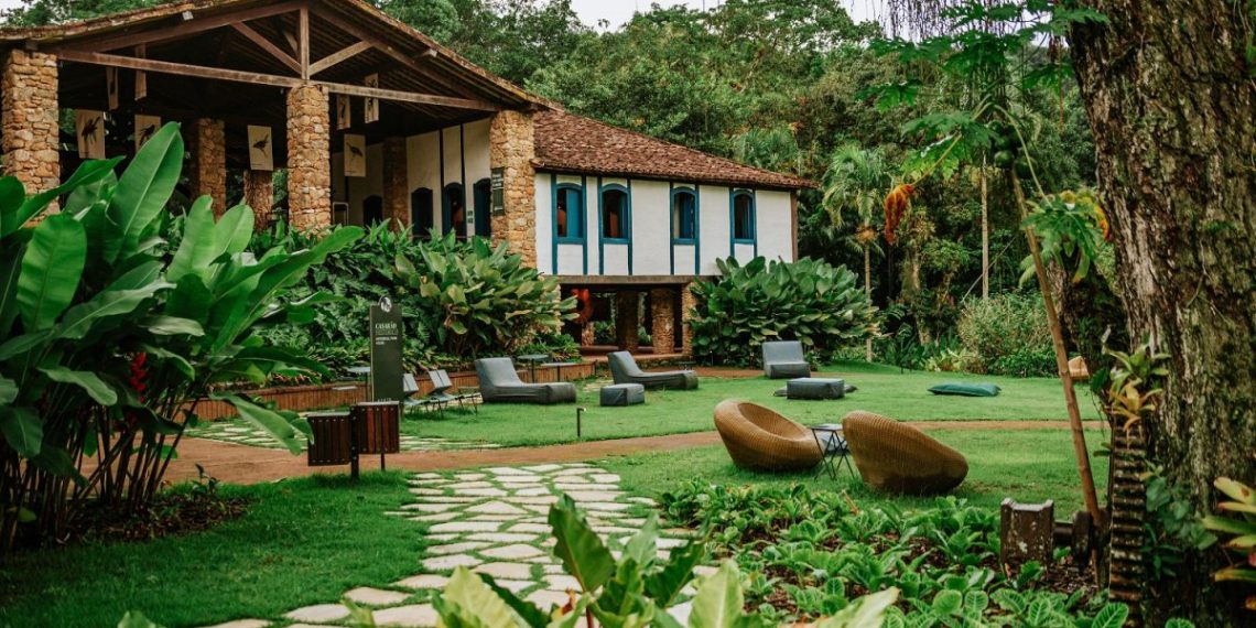Datada do século XVII, a propriedade se destaca pelo casarão histórico restaurado, que hoje abriga exposições permanentes sobre a rica história cultural da região e a biodiversidade local - Foto: Divulgação
