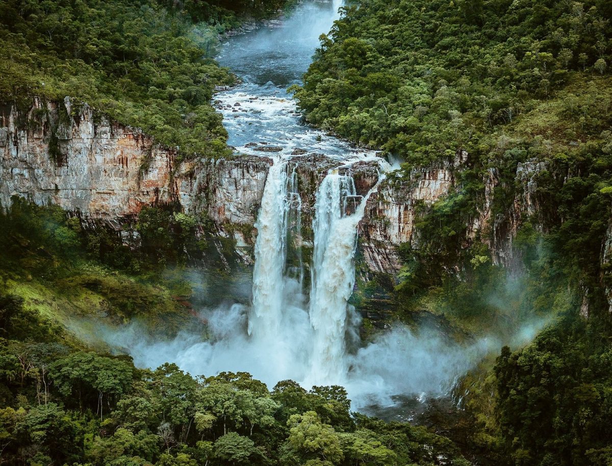 Salto do Rio Preto, principal cartão postal do Parque Nacional da Chapada dos Veadeiros – Foto: Rodrigo Valle