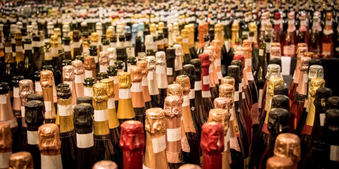 Em sua nona e mais recente edição, o evento atingiu o recorde absoluto de 1309 amostras, de 144 vinícolas, com números auditados Foto: Divulgação