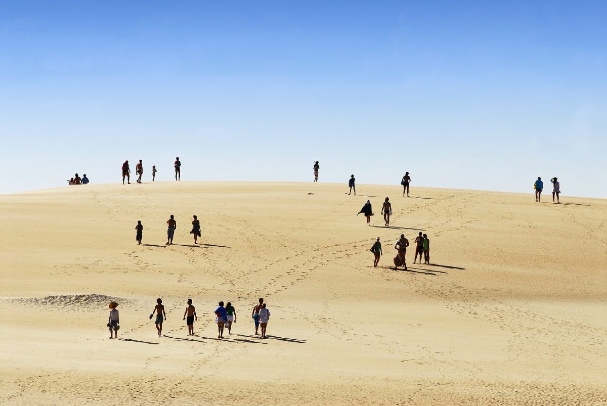 As dunas compõem uma linda paisagem, em Itaúnas, Espírito Santos - Tadeu Biancon
