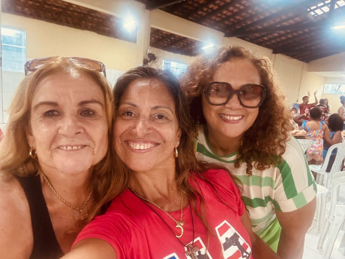Maria Eugênia, Carmem e Sandra Oliveira – Foto: Divulgação