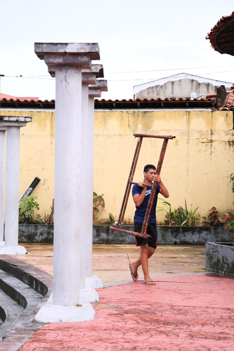 Cenários retratam a história de Jesus Cristo que será realizada no bairro – Foto: Divulgação