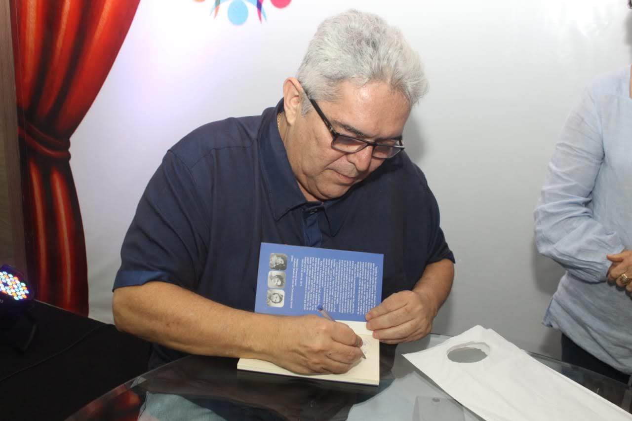 – O professor e jornalista Euclides Moreira lança em São Luís, obra sobre os Blocos Tradicionais do Maranhão – Foto: Divulgação