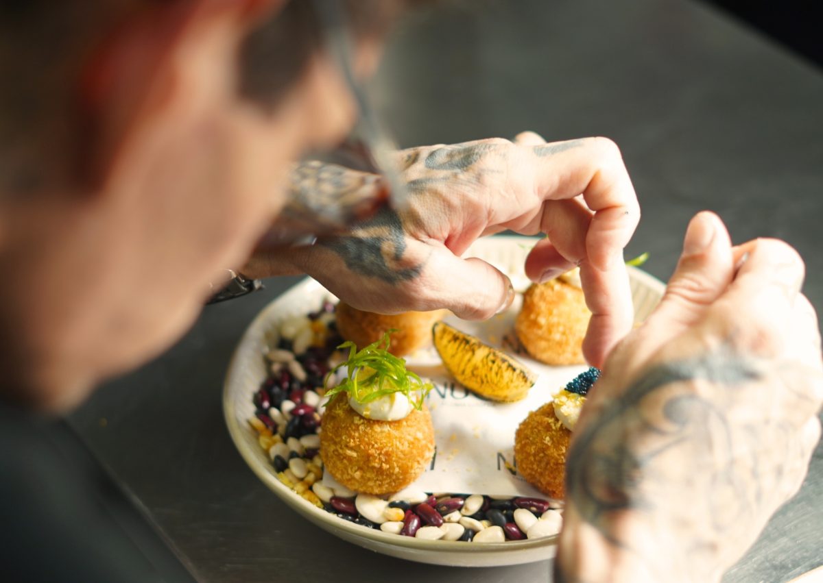 Um novo momento na gastronomia da capital cearense, unindo a sofisticação da culinária clássica europeia à valorização de ingredientes regionais - Foto: Divulgação