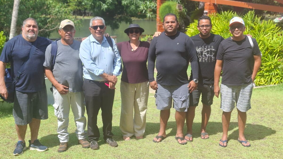 Gutemberg Bogéa (JP Turismo), Joãomilson Barbosa (Consultor técnico), Paulo Montanha (Maranhão Destination), Virgínia Barros (Taguatur Turismo), Mailson Bizerra (Conselho de Gestão da prefeitura de Barreirinhas), Lucas Figueiredo (Master Turismo) e Luiz Barbosa - Foto: Divulgação